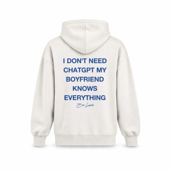 I DON‘T NEED CHATGPT MY BOYFRIEND KNOWS EVERYTHING OVERSIZE DUKSERICA I DON‘T NEED CHATGPT MY BOYFRIEND KNOWS EVERYTHING OVERSIZE DUKSERICA