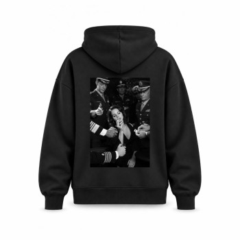 DANGEROUS GAME OVERSIZE DUKSERICA